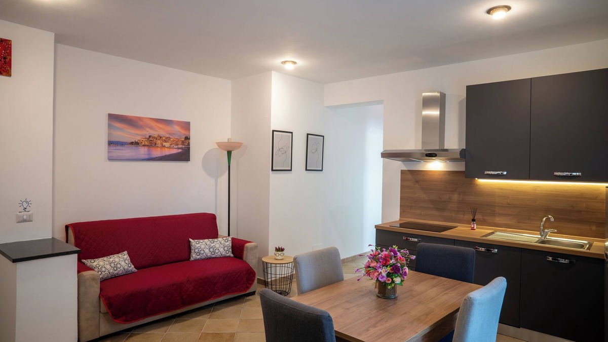 Lake Bracciano Apartment | The Antox 5 Star Station