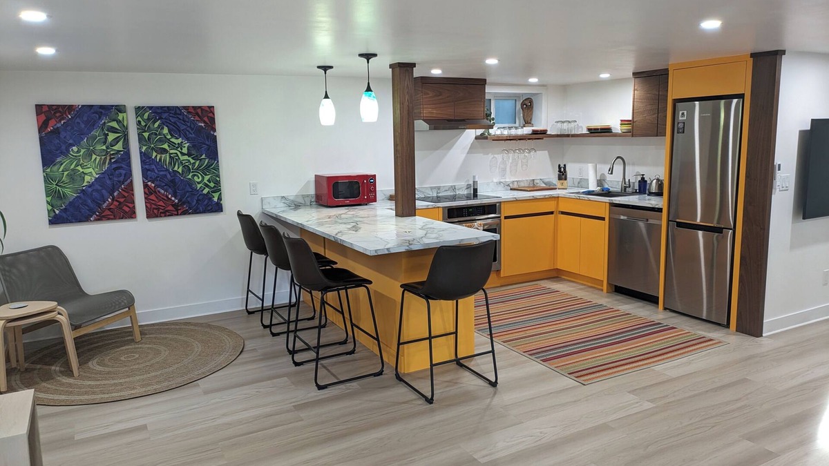 Longmont Apartment | The Apartment. Cozy one bedroom modern place. Close to downtown and breweries