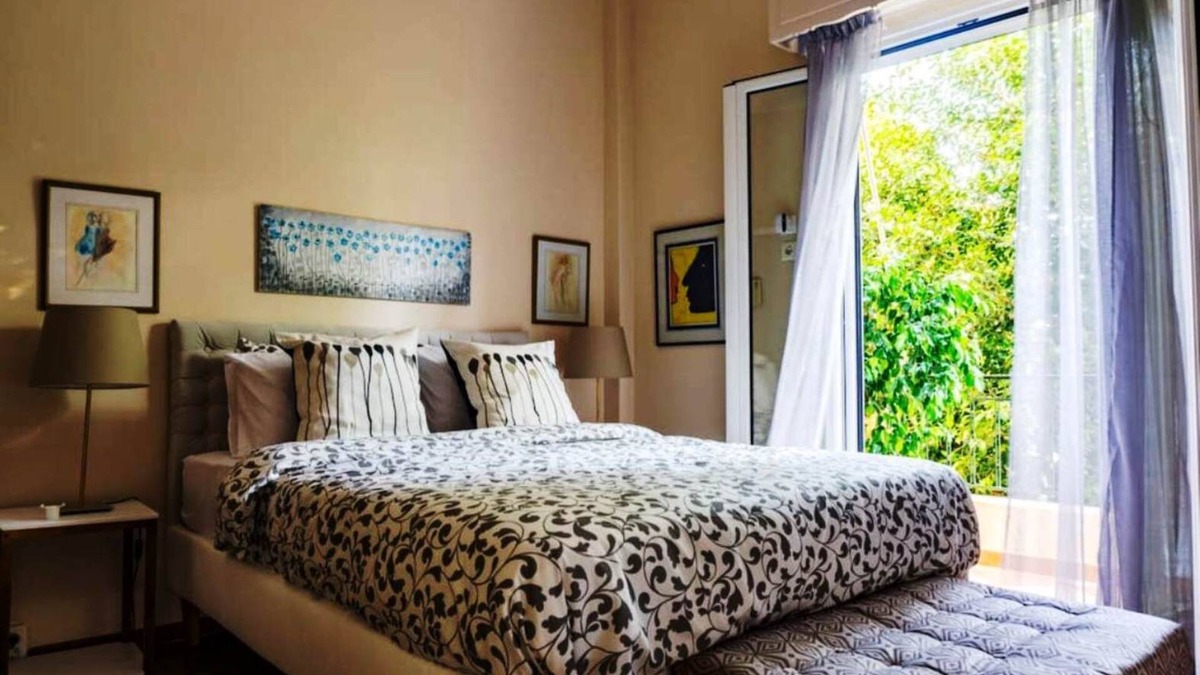Petralona Apartment | The apartment is suitable for families, couples, workers, and business travelers