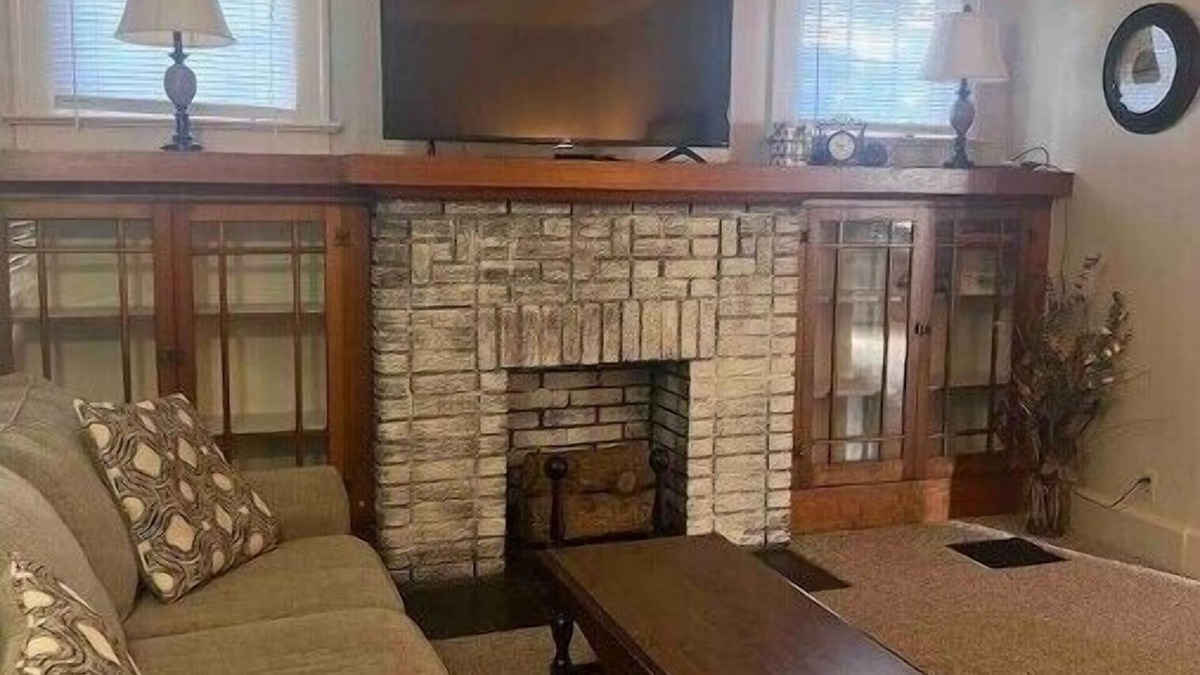Weirton Apartment | The Apartment