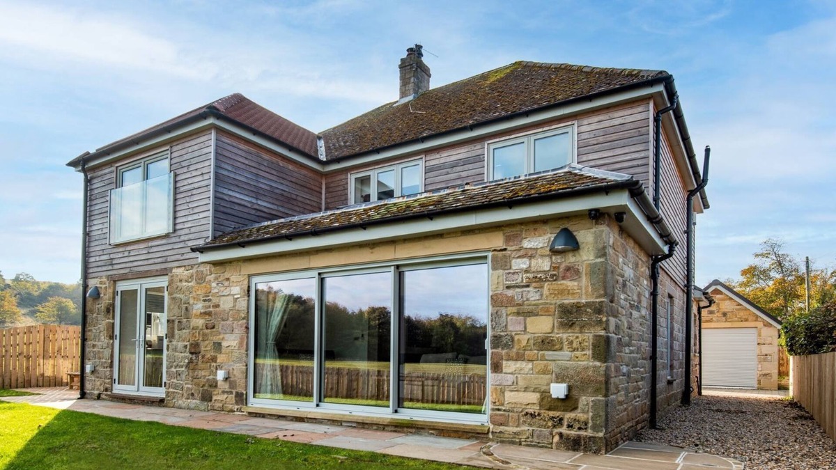 Waren Mill Cottage | The Apple House near Bamburgh - sleeping 6+2 in 4 bedrooms