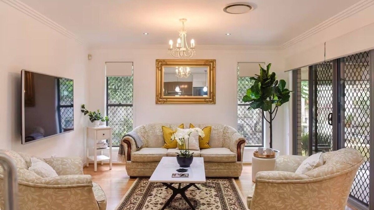 Augustine Heights House | "The Arcadia" : Luxury English Cottage/Near CBD/Nature/Privacy/Long Stay