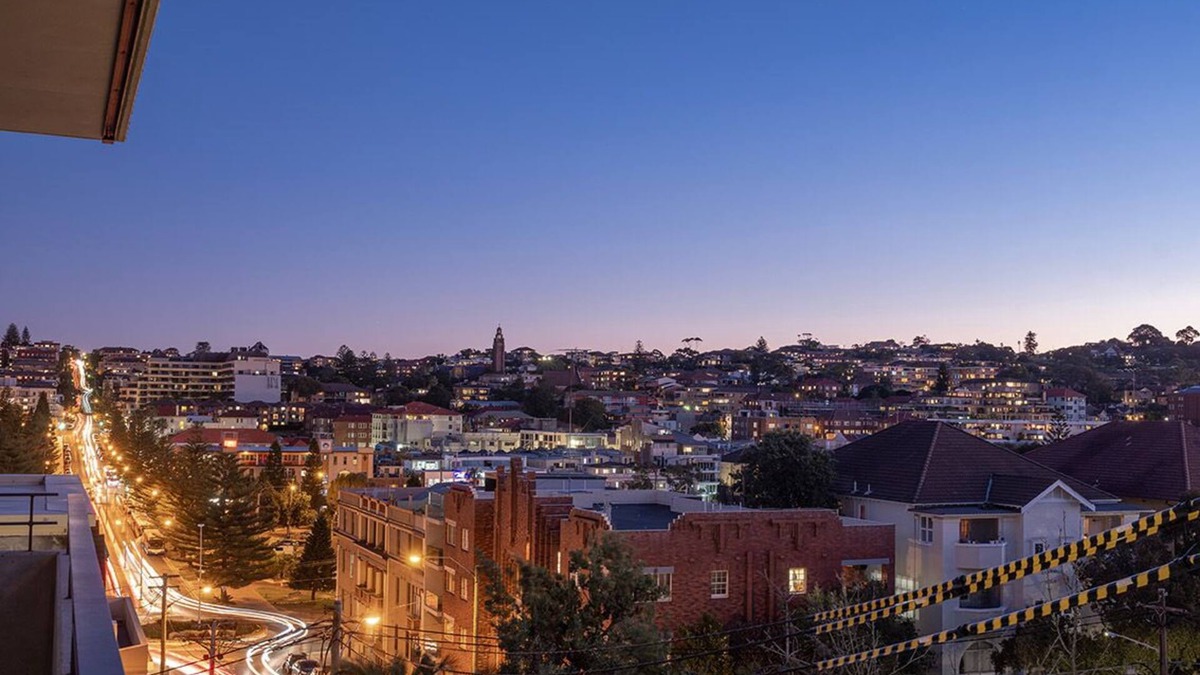 Coogee Apartment | The Arden 6 Coogee. New Large Village View Balcony Apartment , Meters to Beach