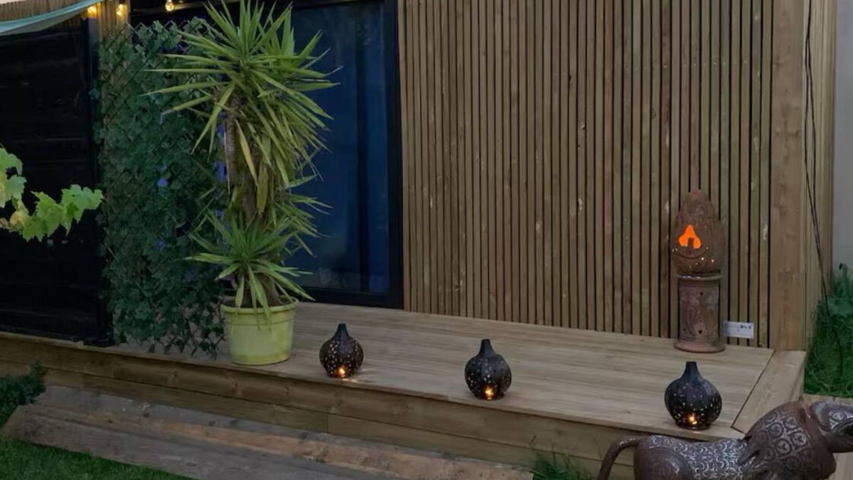 Floirac House | The arena container