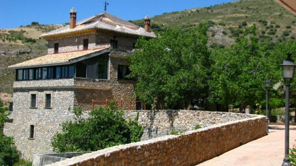 Guejar Sierra Villa | The Argumosa. Beautiful private villa with private pools and Spa near Granada city