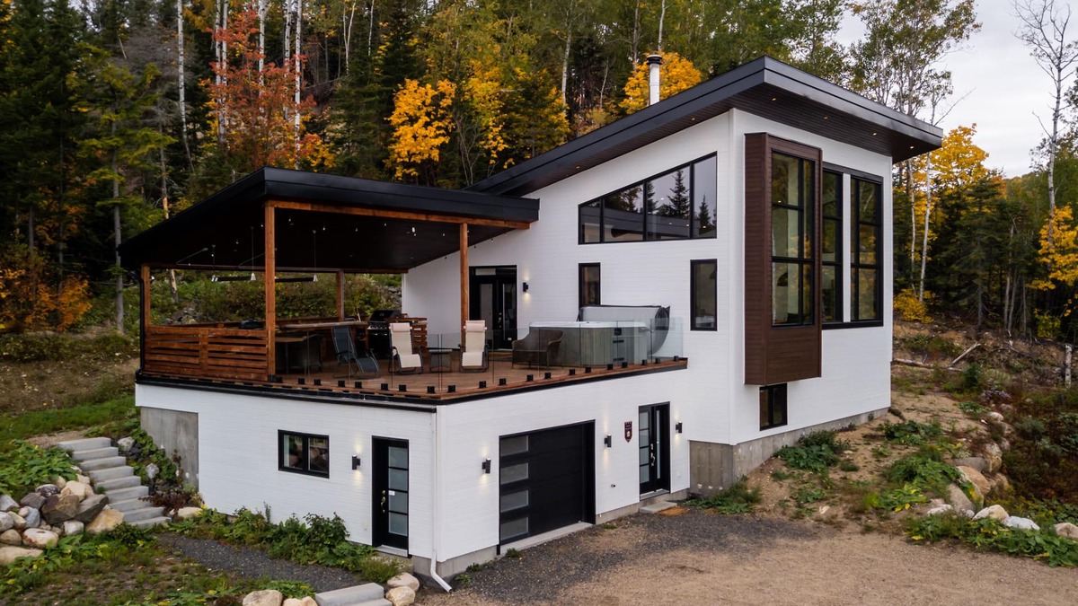 Saint Irenee Ski Chalet | The Arial cottage, spectacular view and Spa