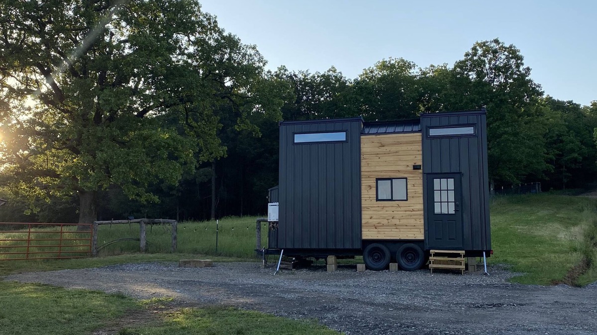 Cecil Cabin | The Arkansas Tiny House