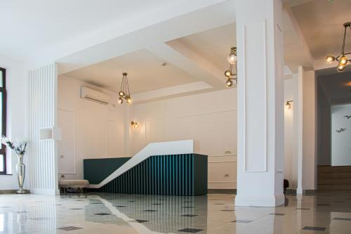 Piatra Neamt Apartment | The Art Boutique