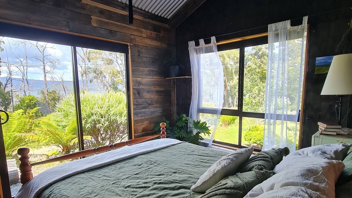 Huon Valley Cottage | The Art Studio @ Ripples Art Farm