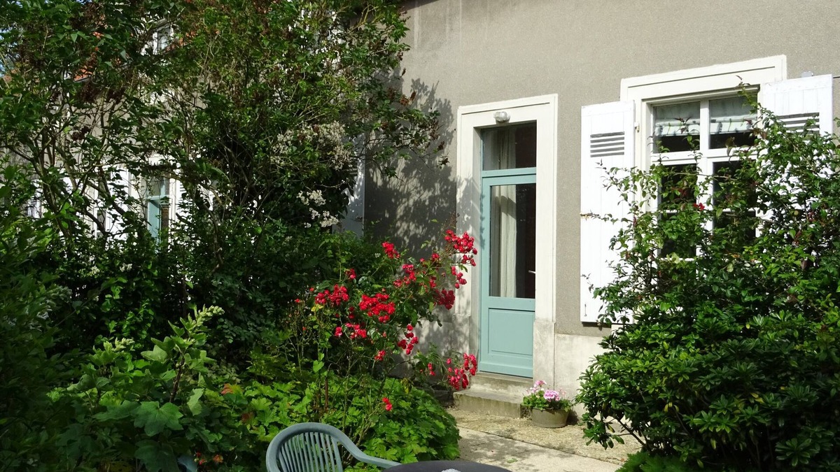 Wimille Apartment | The Artist's Den, a perfect hide-away in the countryside and by the sea