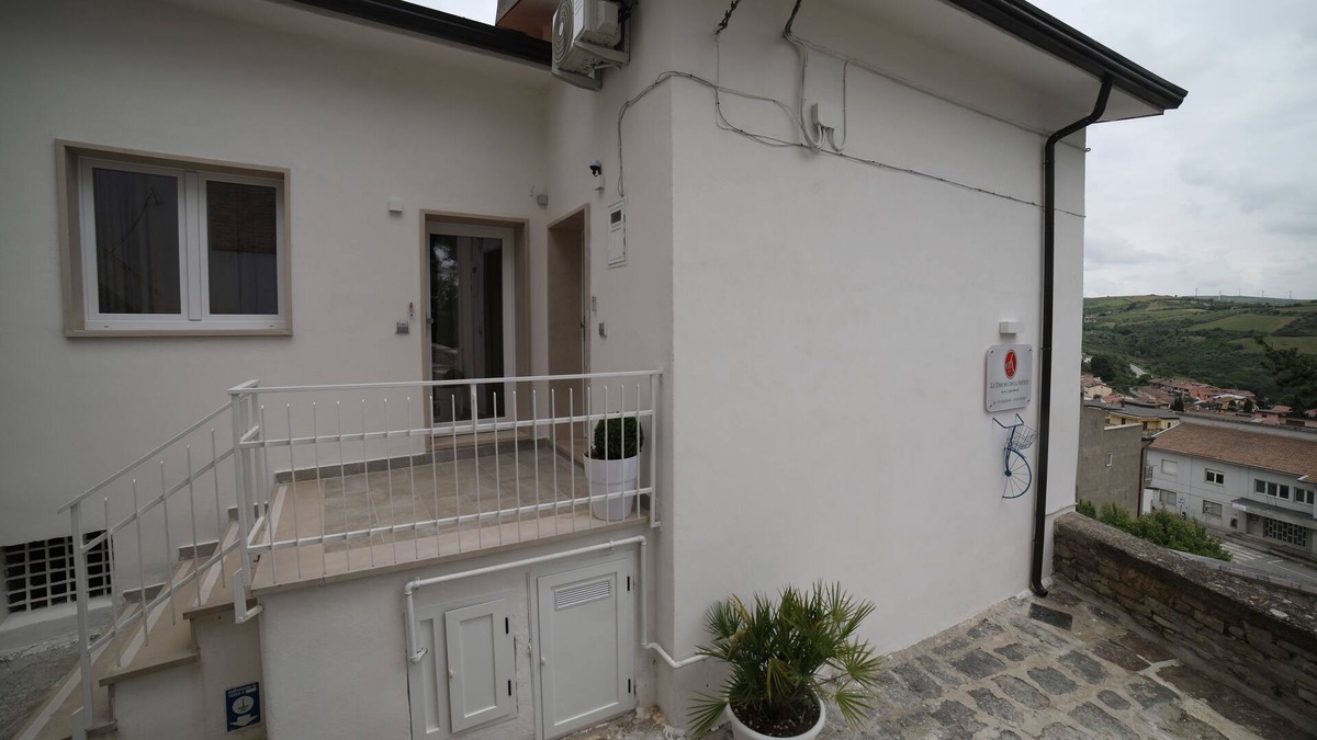 Ripacandida House | THE ARTISTS' DIMORES mini apartment with balcony RIPACANDIDA
