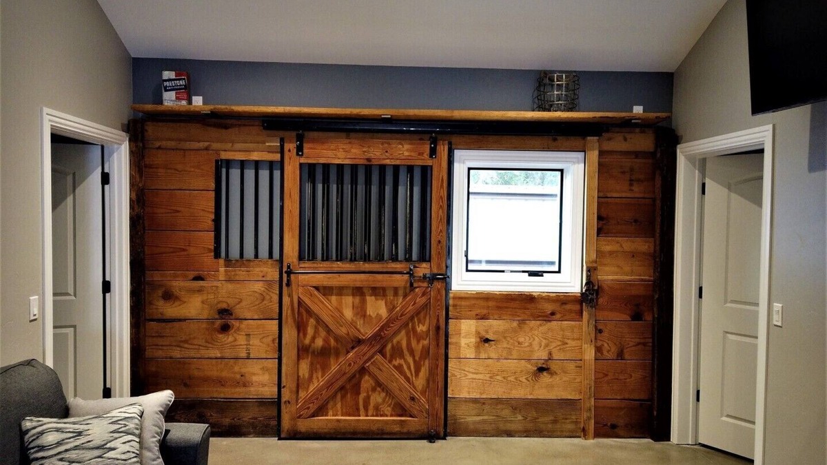 Waynoka Villa | The Ash Street Stables Villas