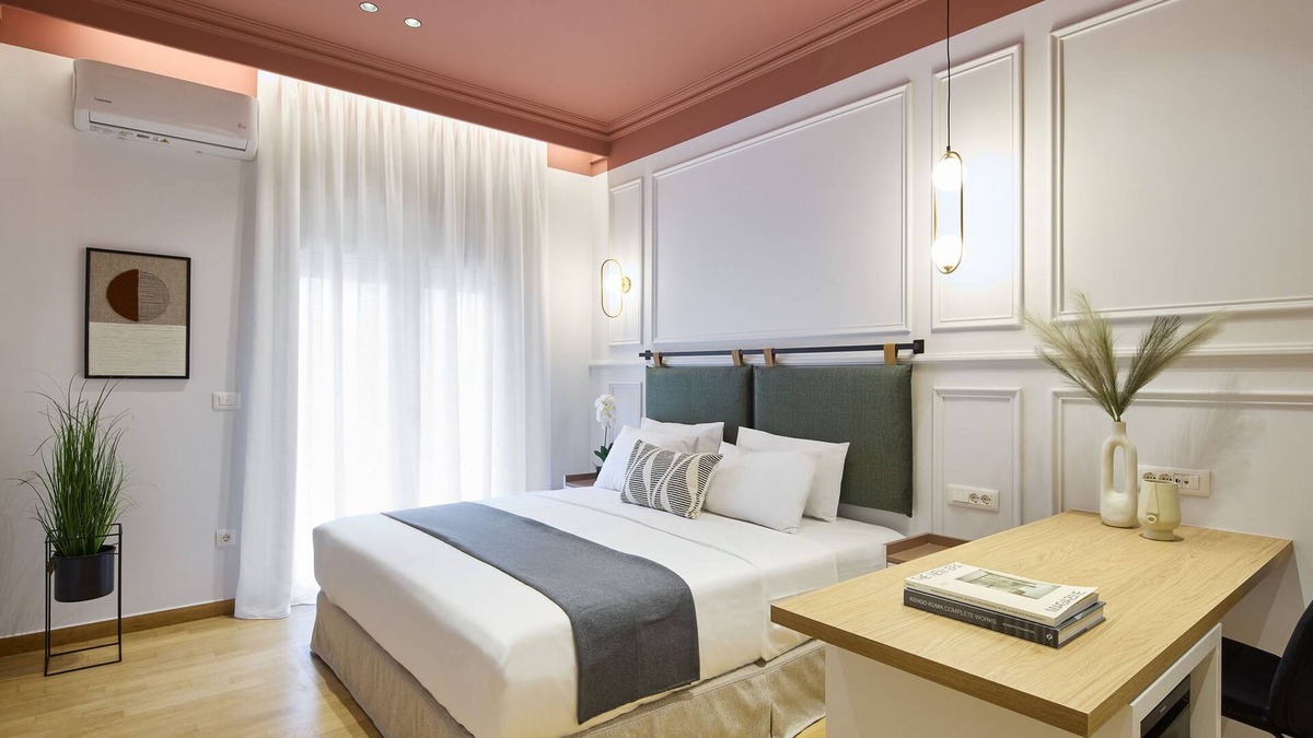 Neapoli Apartment | The Athenian Chic Apartment in Kolonaki