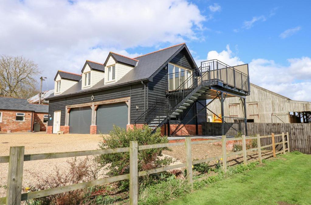 Blackborough End House | The Attic