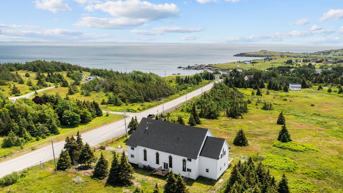 Small Point-Adam's Cove Cottage | The Avalon Church Cottage