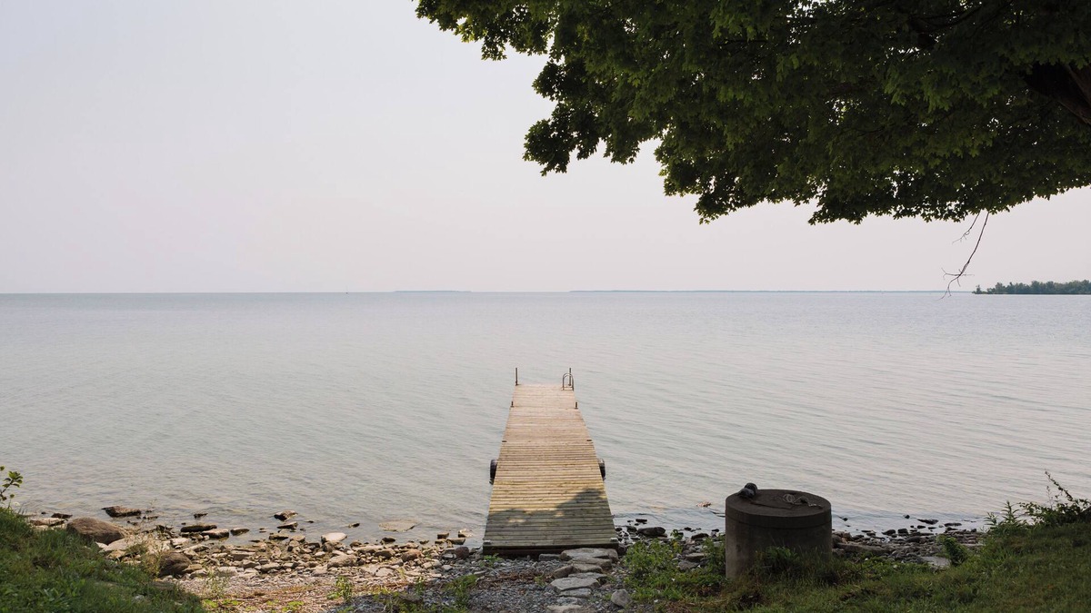Waupoos House | The Avalon on the Lake