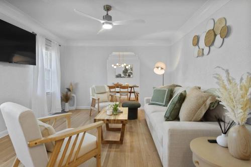 Hanahan Apartment | The Azalea House