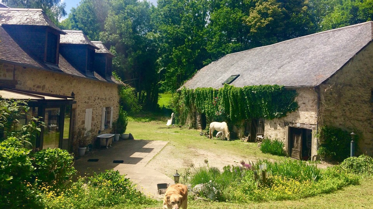 Saint-Germain-les-Vergnes House | The beylie, Typical set of Limousin