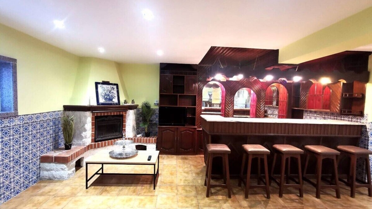 Aveiro Apartment | The Bairrada House with Free Garagenn