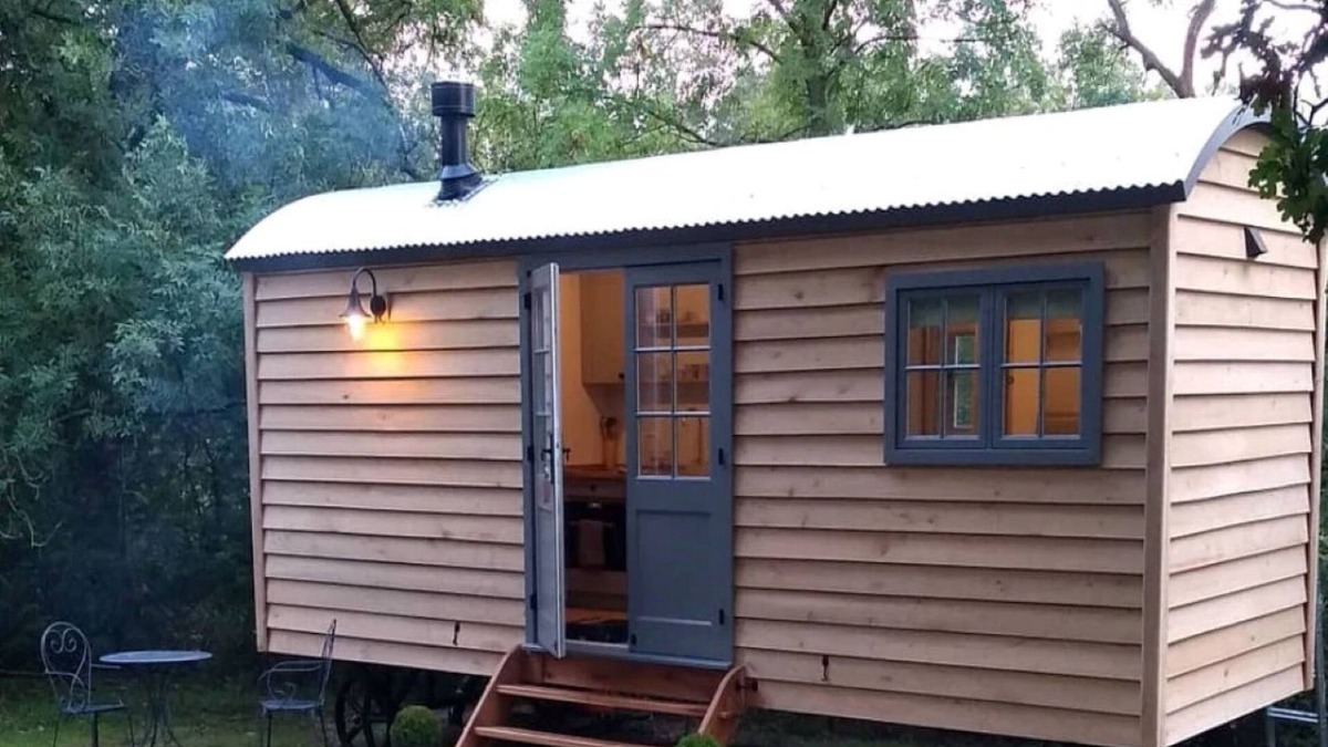Steyning House | The Bakers Hut by Interhome