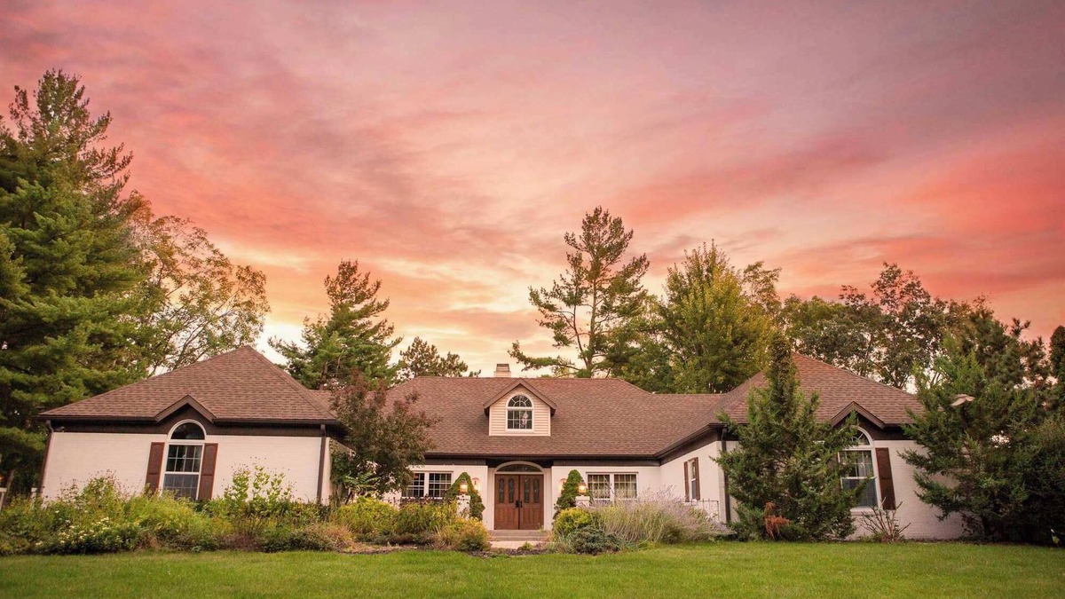 Baraboo House | The Baraboo Hideaway