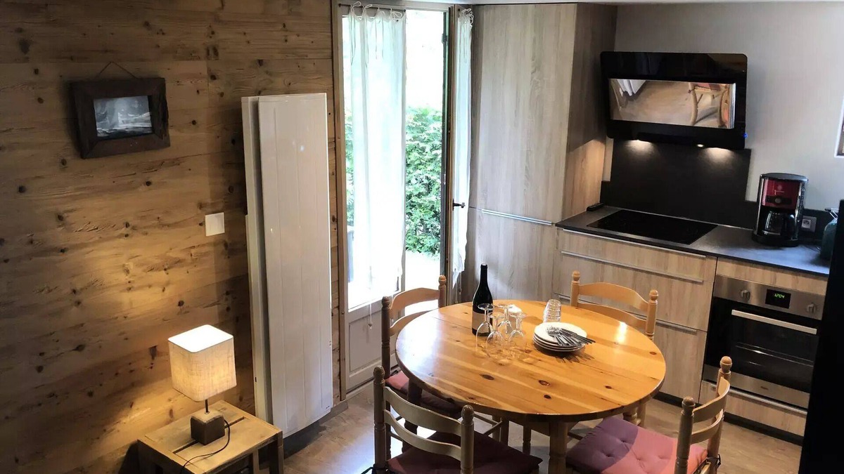 Barcelonnette Ski Chalet | The Barce Chalets - Chalets for 6 People