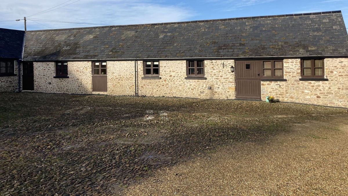 West Buckland Bed & Breakfast | The Barn at Somerset Alpacas