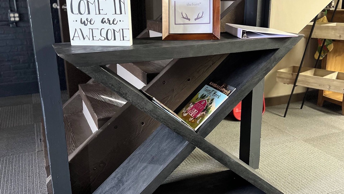 Belleville House | The Barn -charming newly renovated unique space located at the heart of America