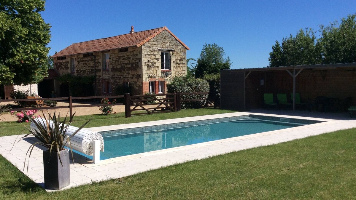 Saint-Macaire-du-Bois House | “The Barn” is our Gite Rental with Pool - Nearest City is Saumur