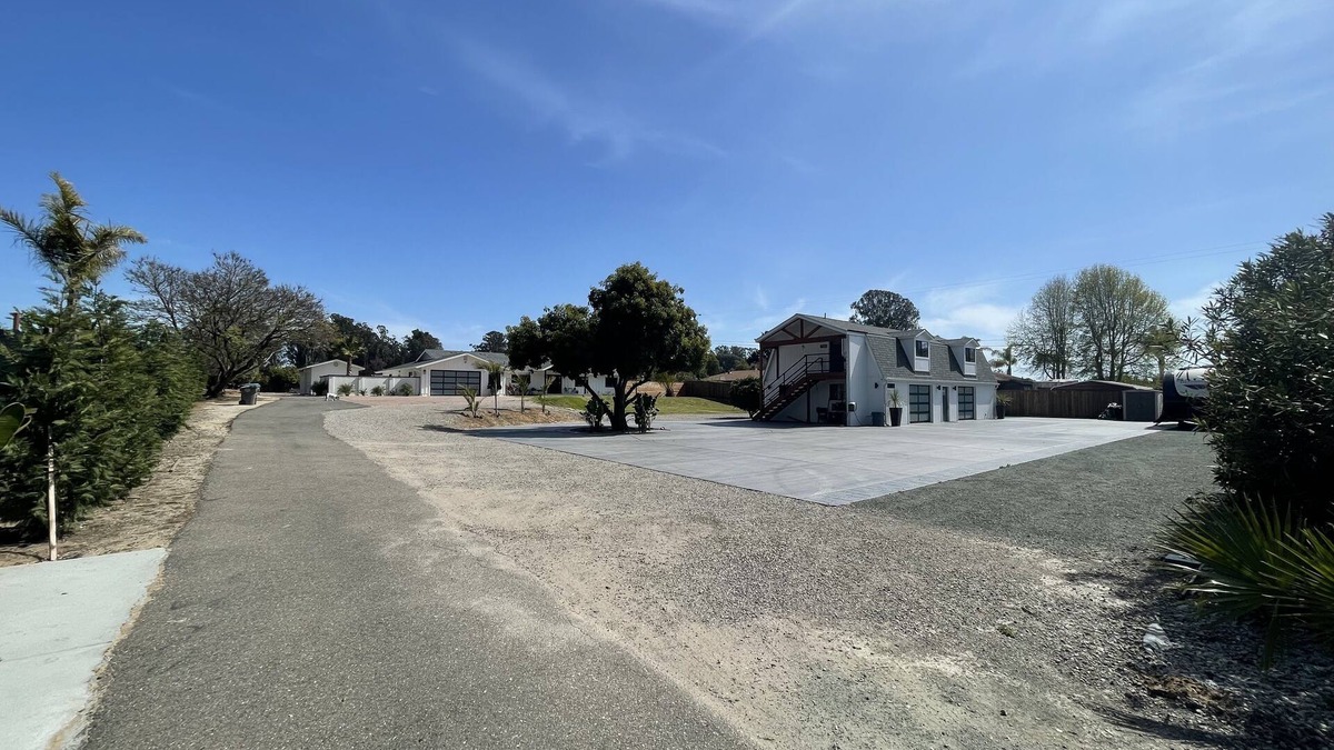 Nipomo House | The Barn House near fwy 101