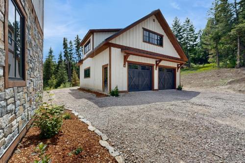 Dayton House | The Barn House