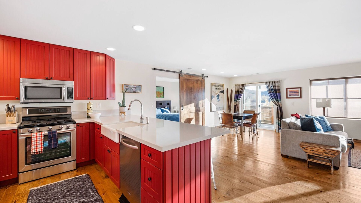 South Snyderville Basin Apartment | The Barn (private condo/apartment)