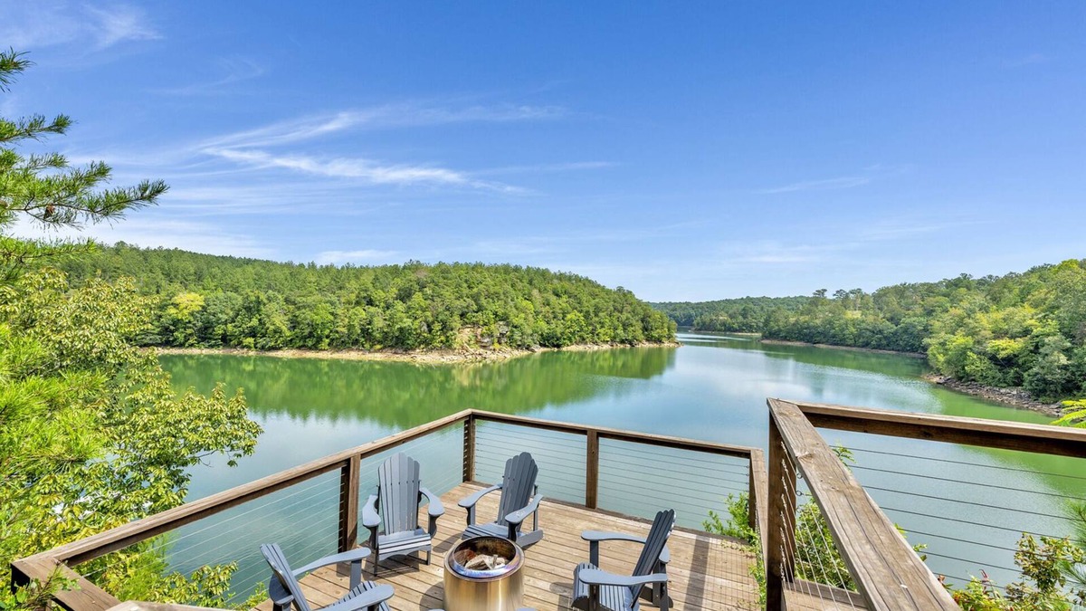 Bremen House | The Barn Smith Lake cottages