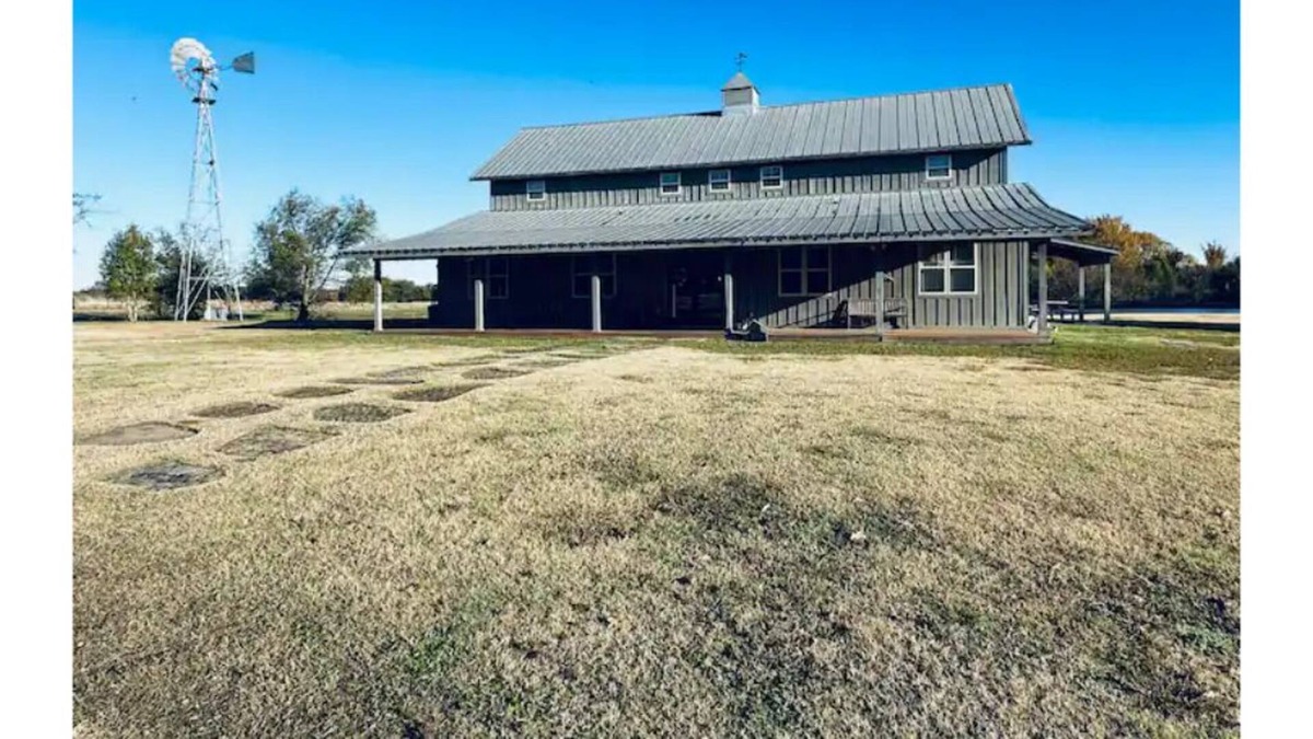Elmo Other | The Barn
