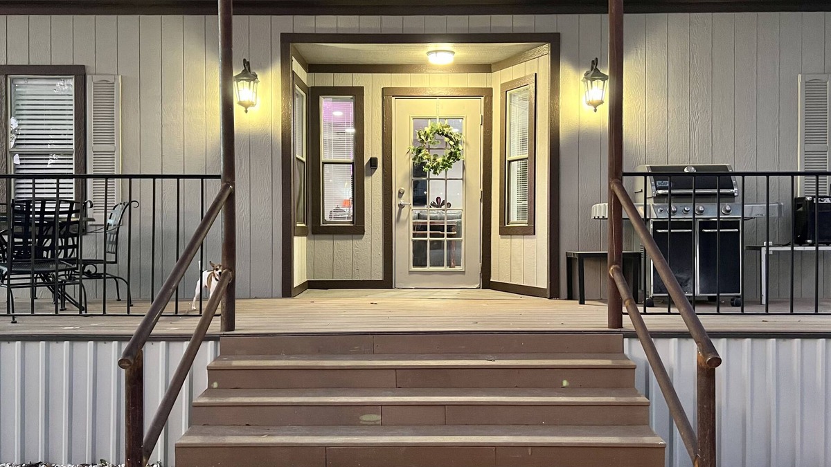 Bulverde House | The Barndeaux Guest House - 3 BR/3BA, Bulverde, TX