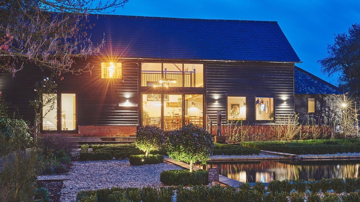Mortimer West End Cottage | The Barnstay - Luxury Cottages