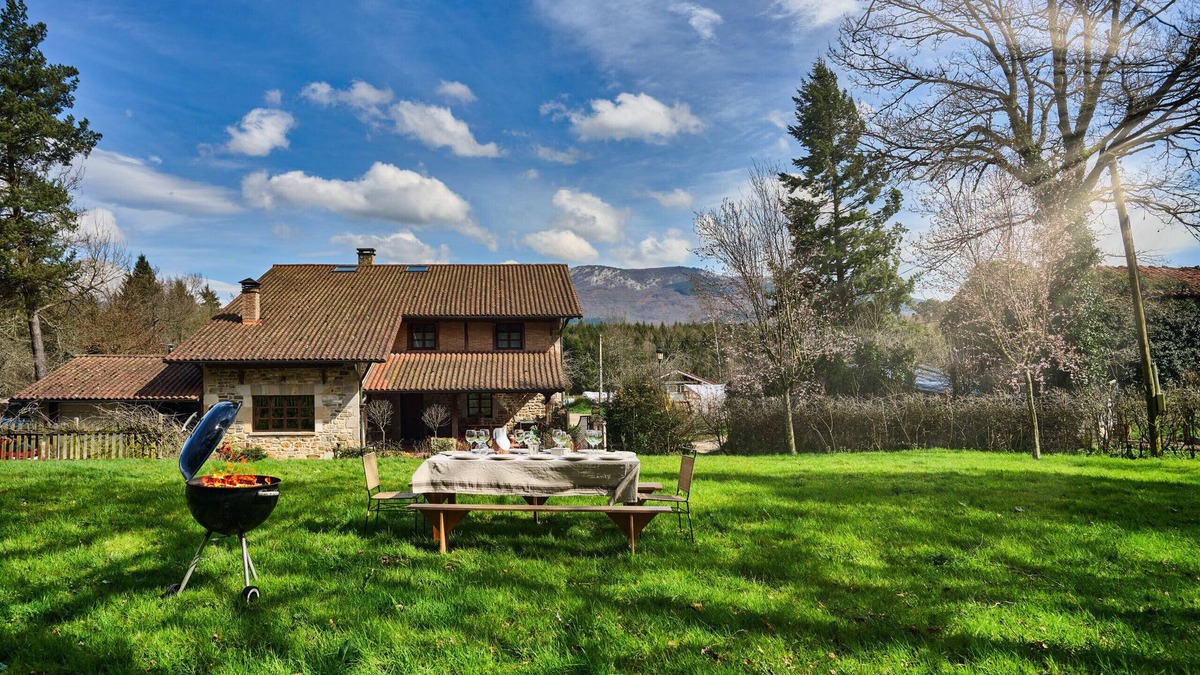 Otxandio Villa | The Basque Experience by Fidalsa