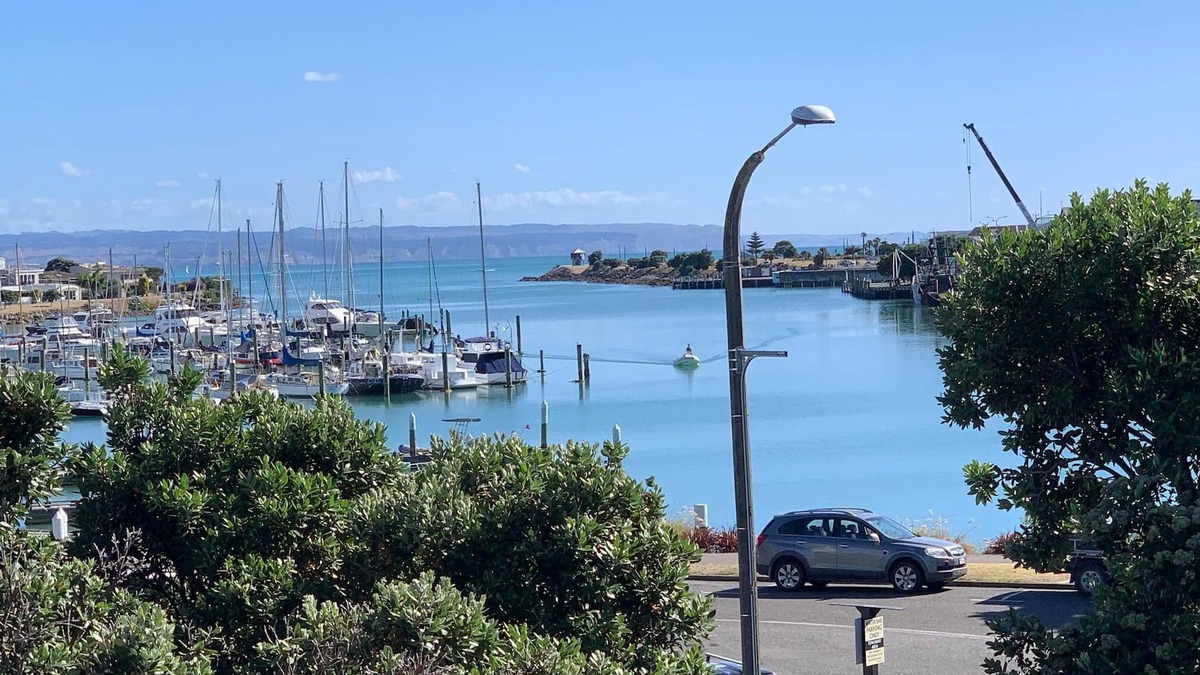 Ahuriri House | The Bay Riveria