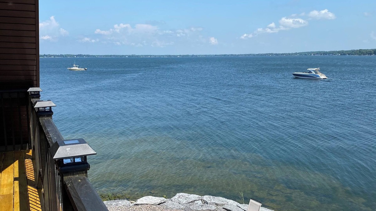 Dexter House | The Bayview, a lakehouse with 270 degree view of Guffin Bay and Adams Cove.