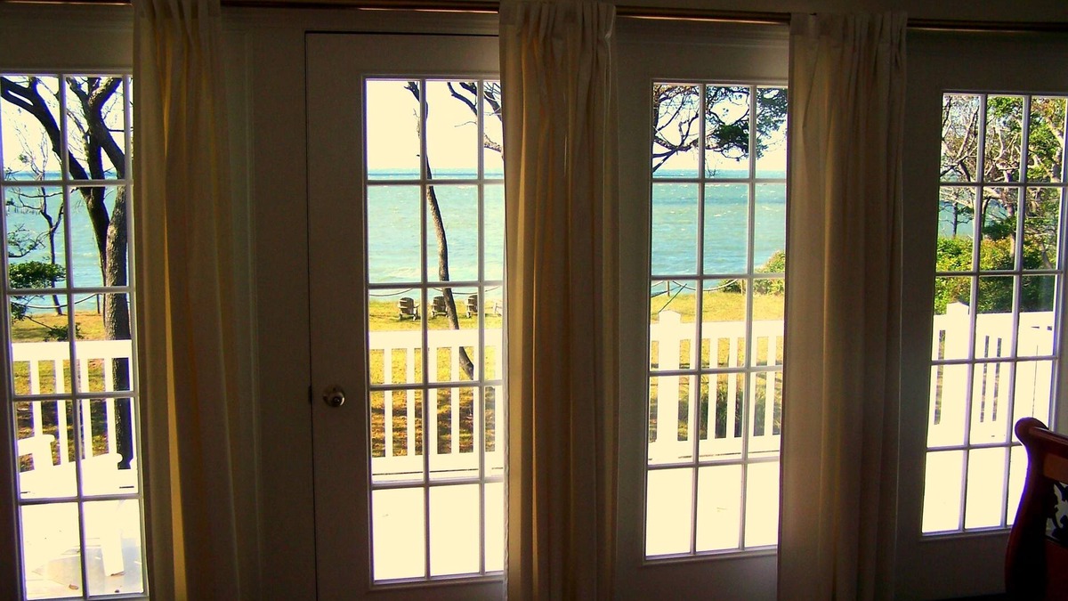 Cape Charles Bed & Breakfast | The Baywood Bed & Breakfast