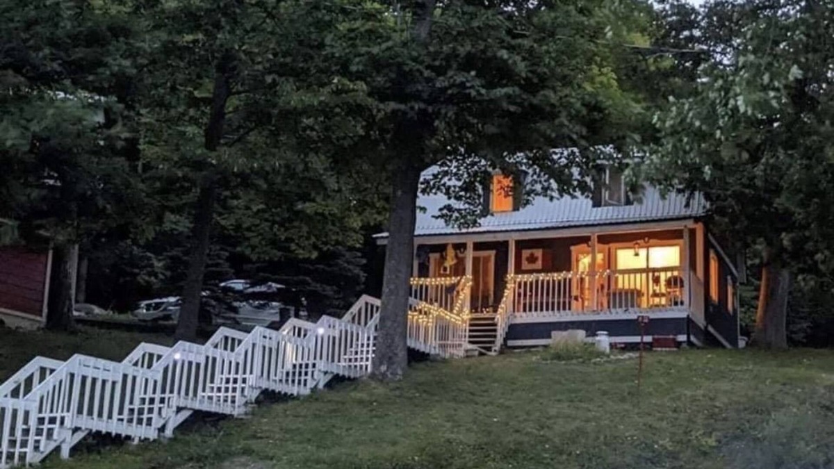Northfield Ski Chalet | The beach cottage