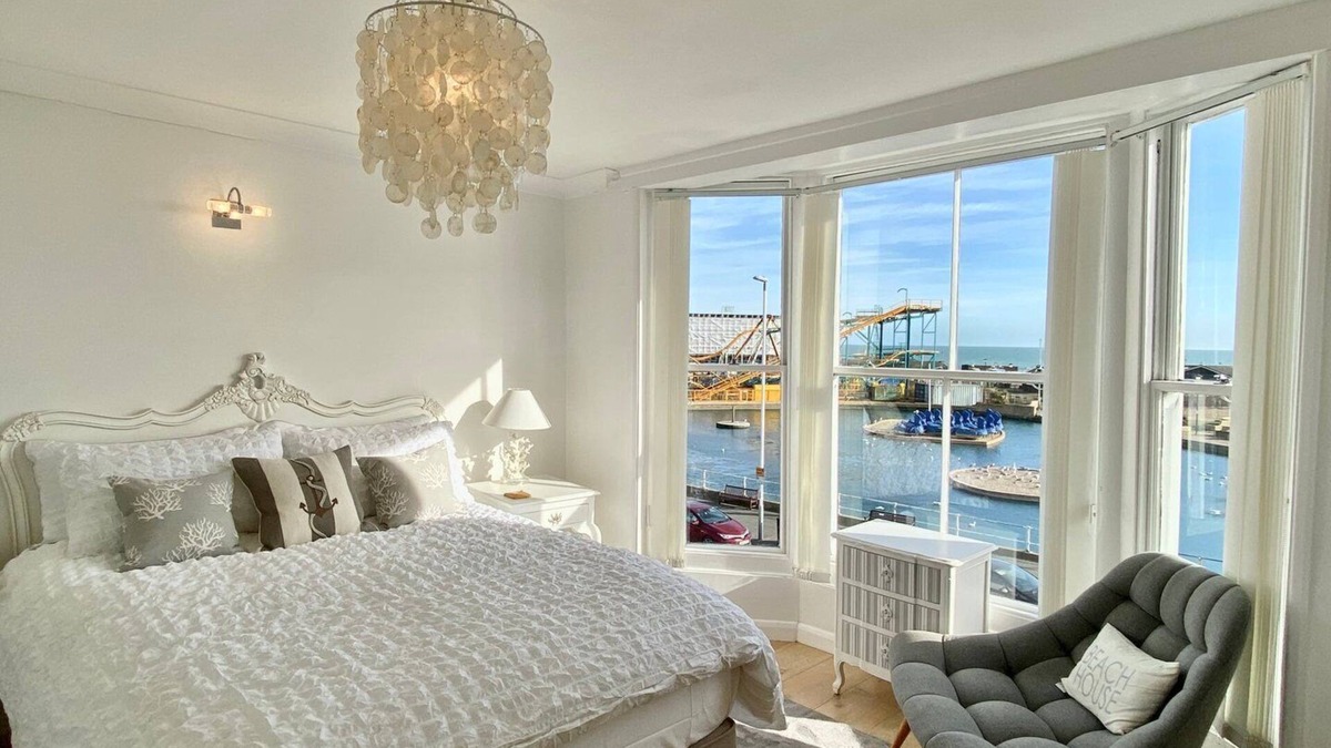 Old Town Hastings House | The Beach House