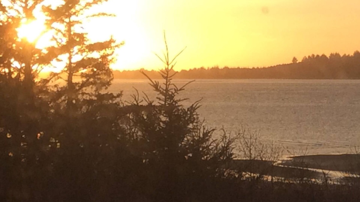 Coos Bay House | The BEACH HOUSE on Oregon’s beautiful South Coast.