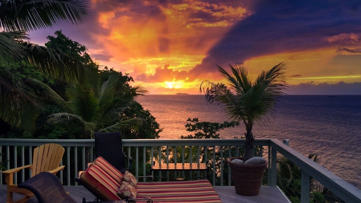 Estate Caret Bay Villa | The Beach House on St. Thomas with Secluded Sand Beach