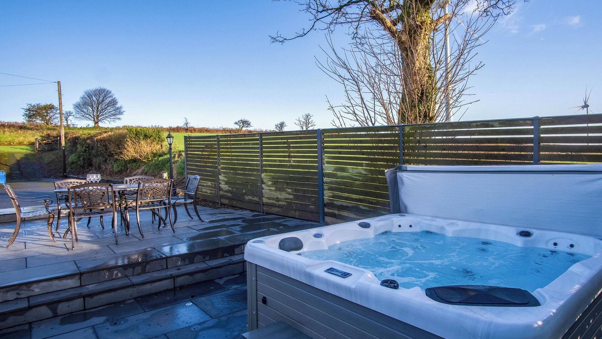 Ludchurch Cottage | The Beacon - 3 Bed - Ludchurch