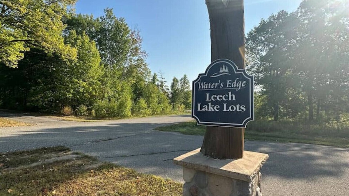 Walker House | The Bears Den at Leech Lake on the Heartland Trail