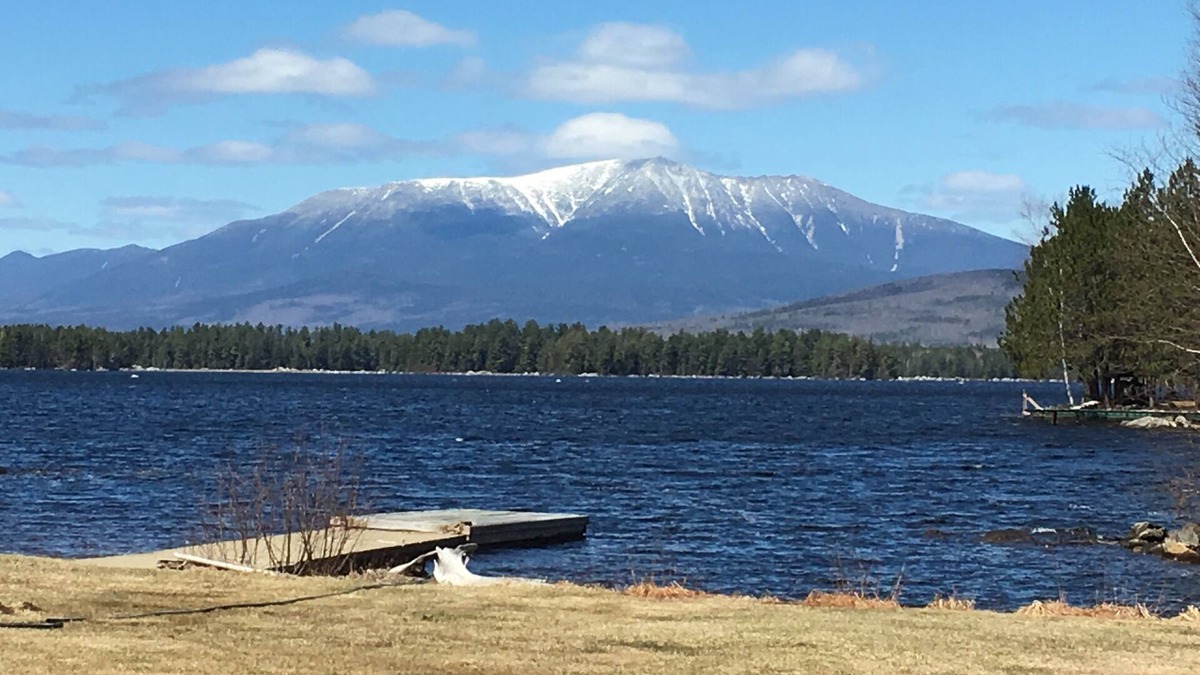 Millinocket Cabin | The BearsDen Lodge Mt Katahdin View/Lakefront