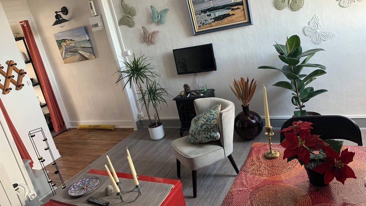 Le Treport Apartment | The beautiful Treport lock