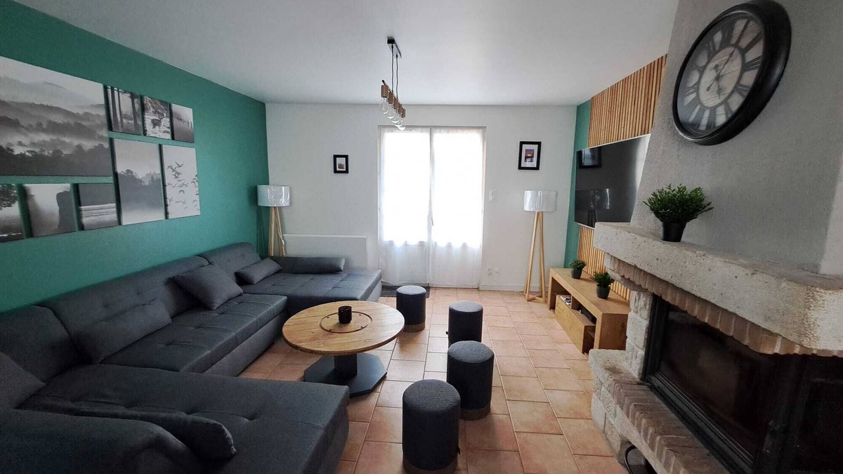 Saint-Pere-sur-Loire House | The beds of the Loire