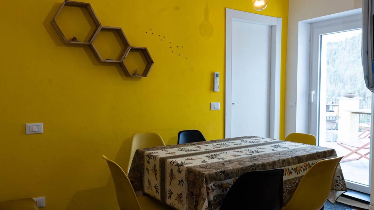 Carrodano Inferiore Apartment | The Beekeeper's House - Callegari Holiday Home